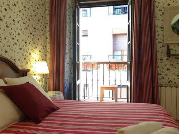 Pension Amaiur San Sebastián Eksteriør bilde
